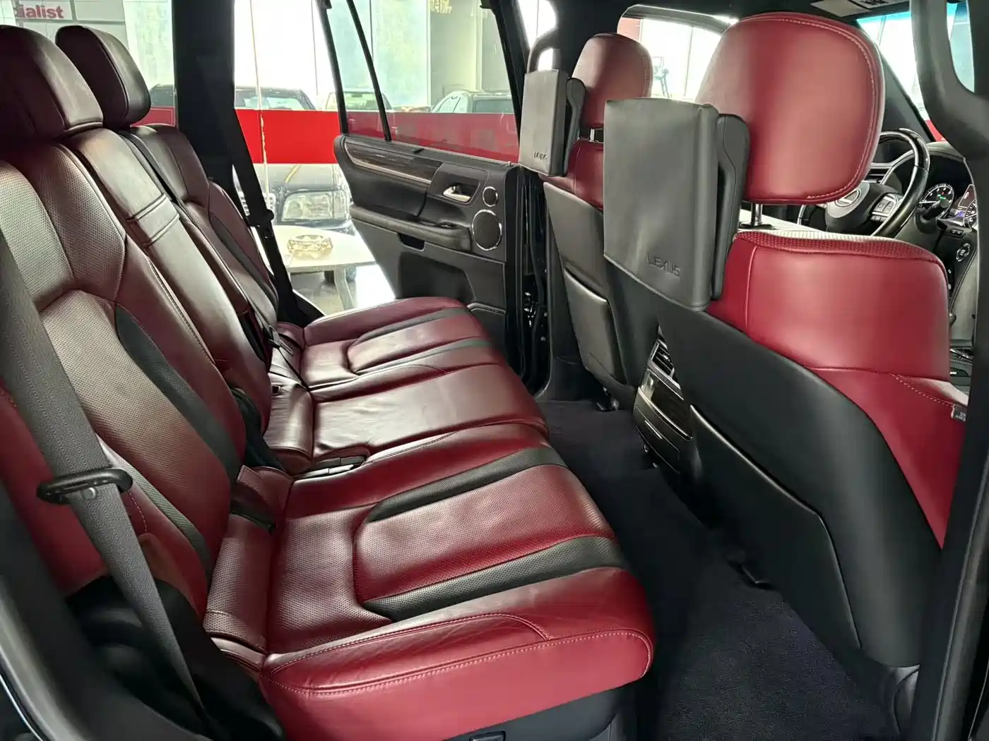Lexus LX 2019 570 Peak Special Edition фото 8