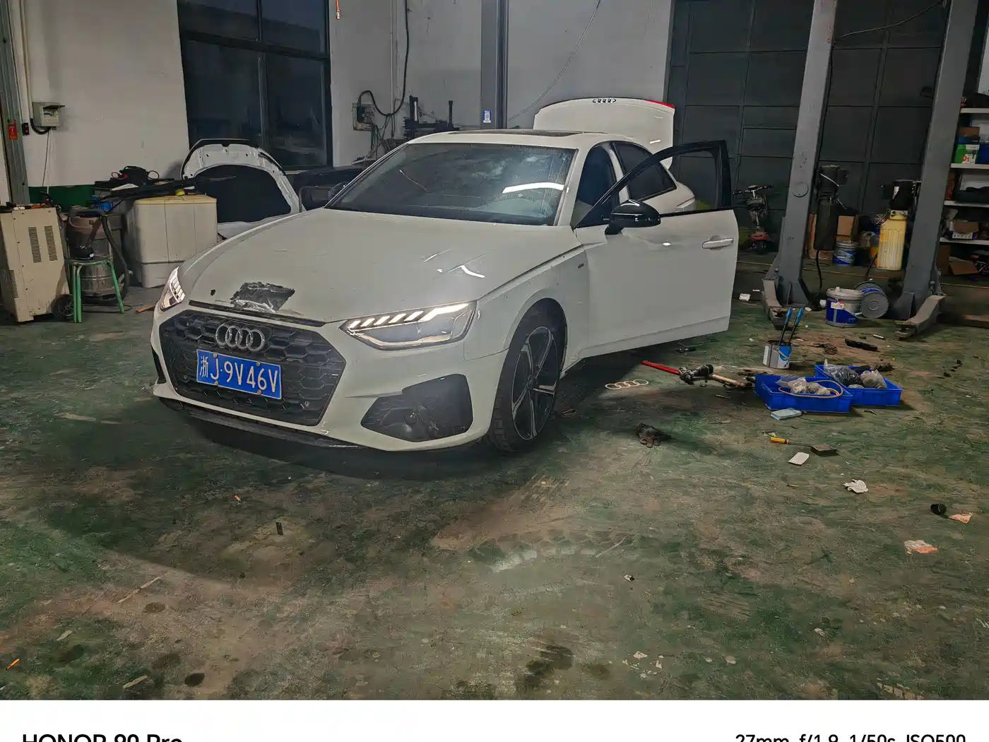Audi A4L 2025 2025 2 Million Celebration Edition 40 TFSI Luxury Dynamic