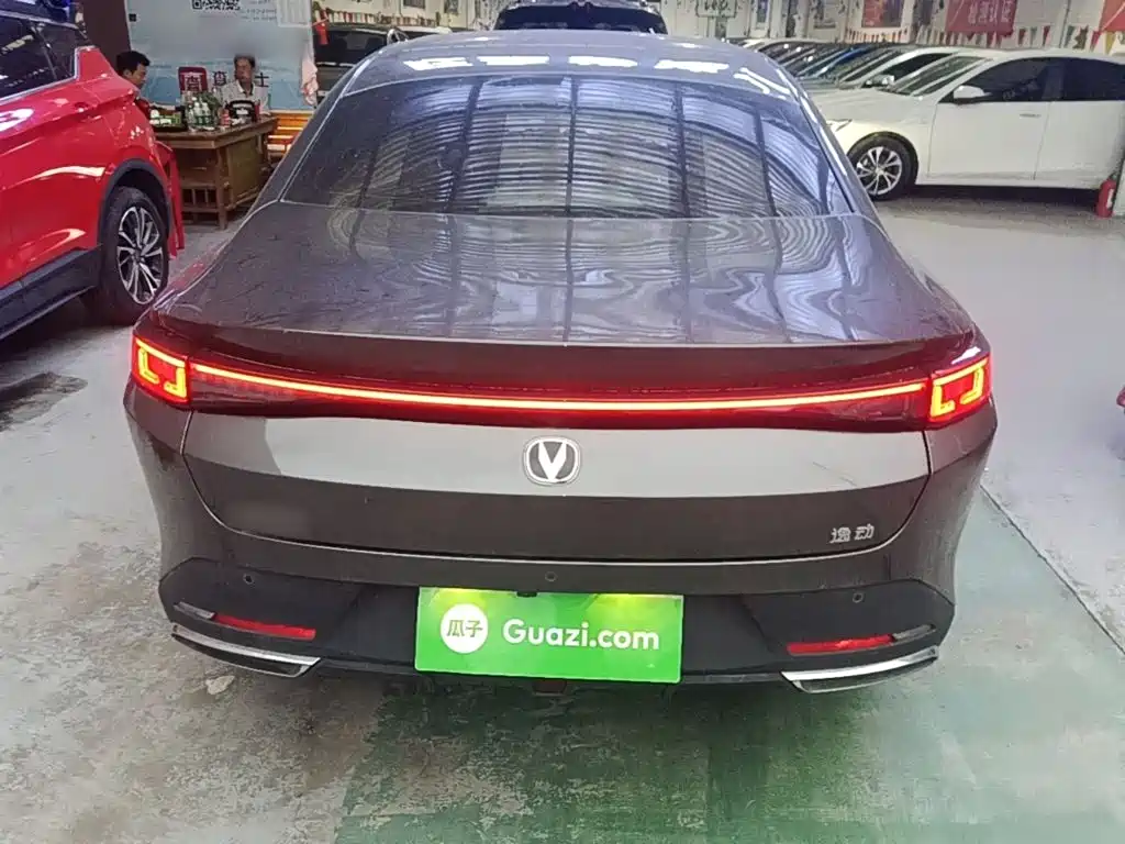 Changan Eado 2025 2025 Blue Whale 1.5T 500Bar Premium