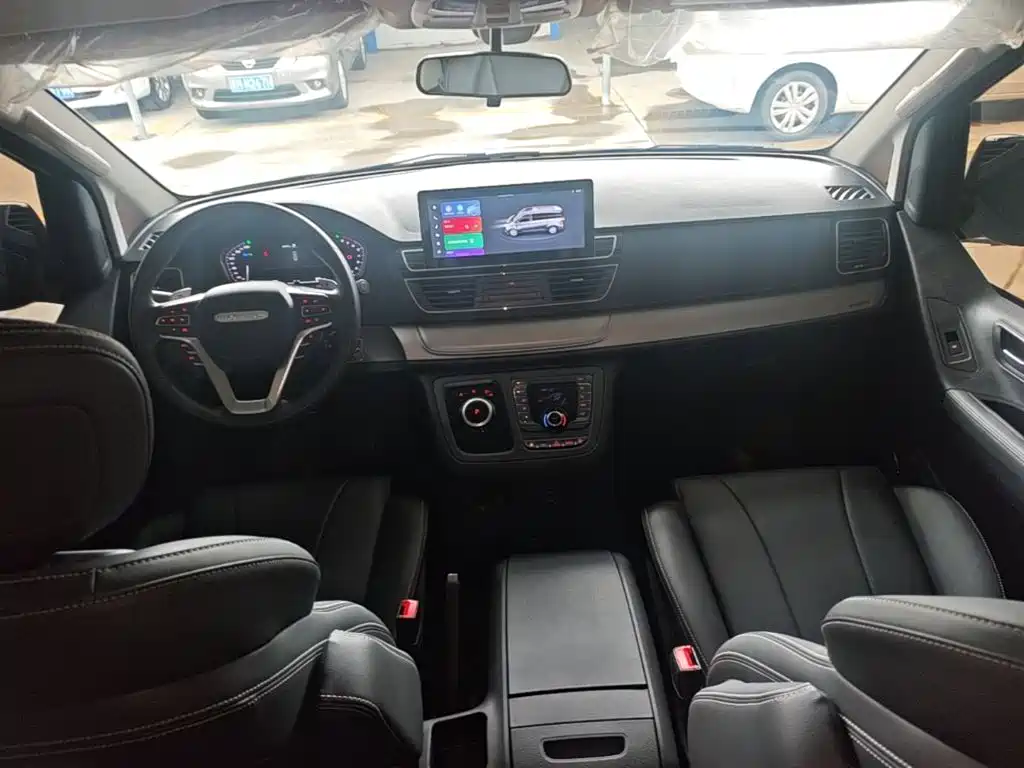 Maxus G20 2024 2023 Facelift ES 2.0T Gasoline Automatic Value Edition