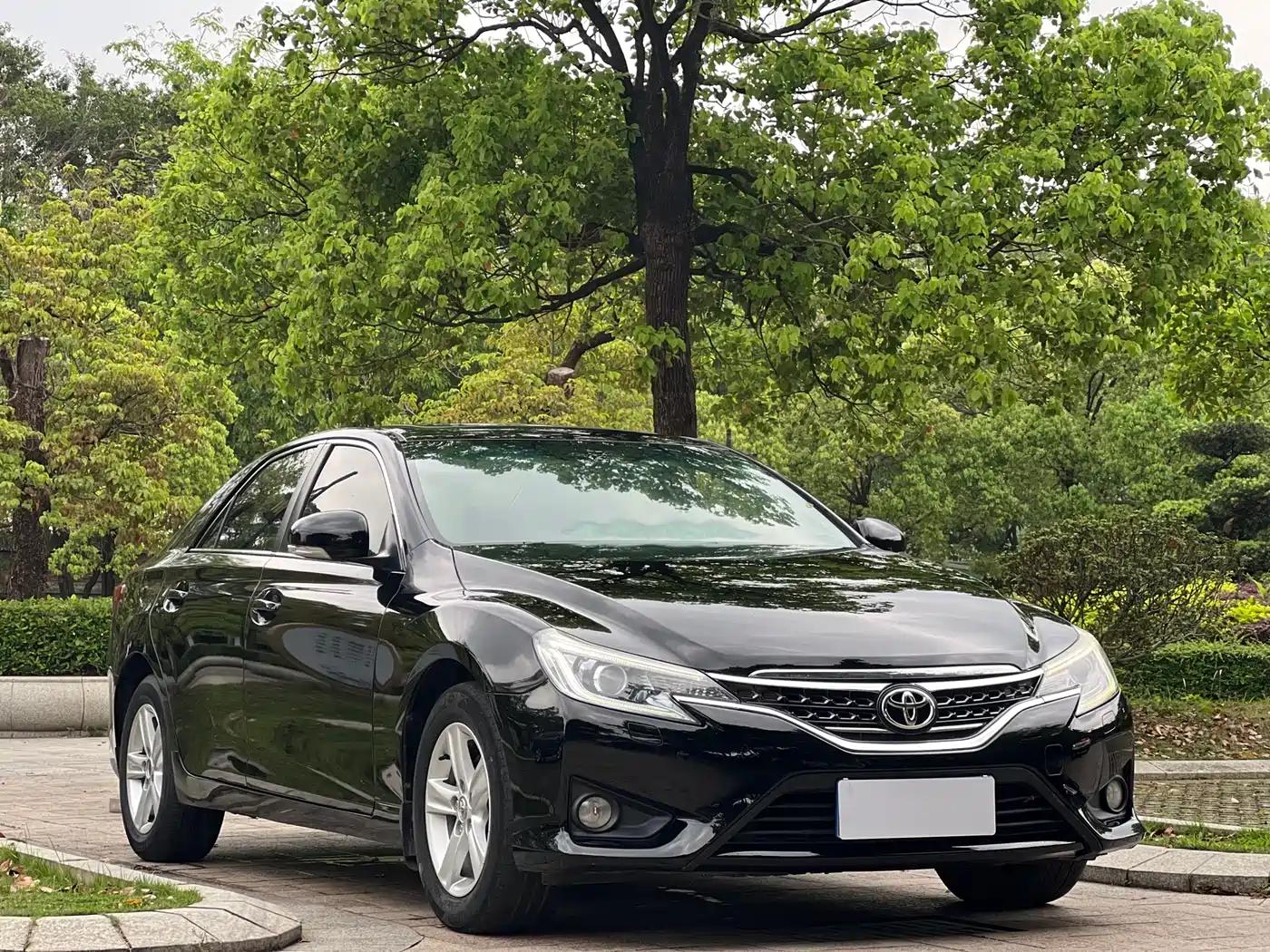 Toyota Reiz 2017 2013 2.5V Elite Edition