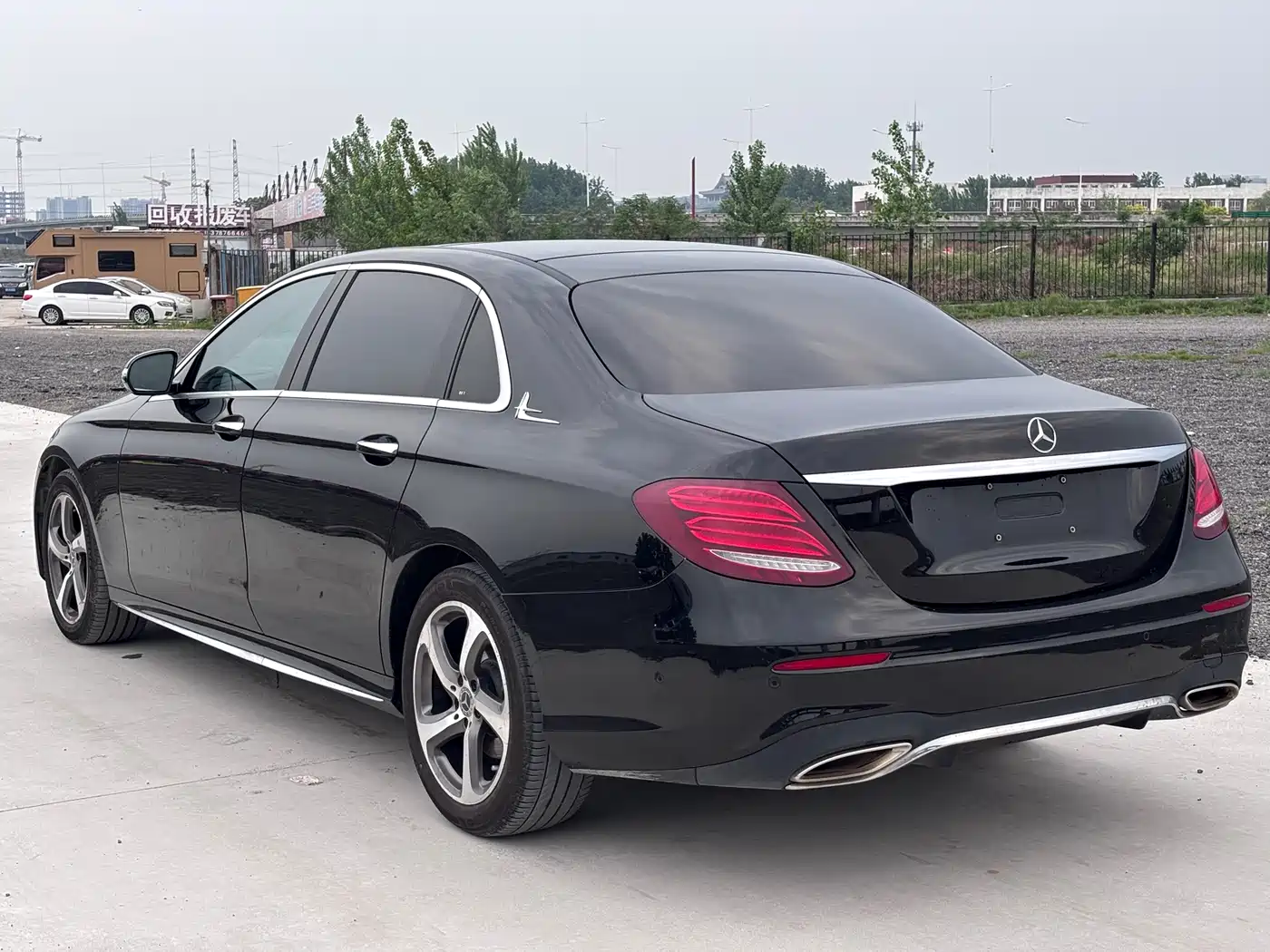 Mercedes-Benz E-Class 2018 E 300 L Sport Luxury фото 7