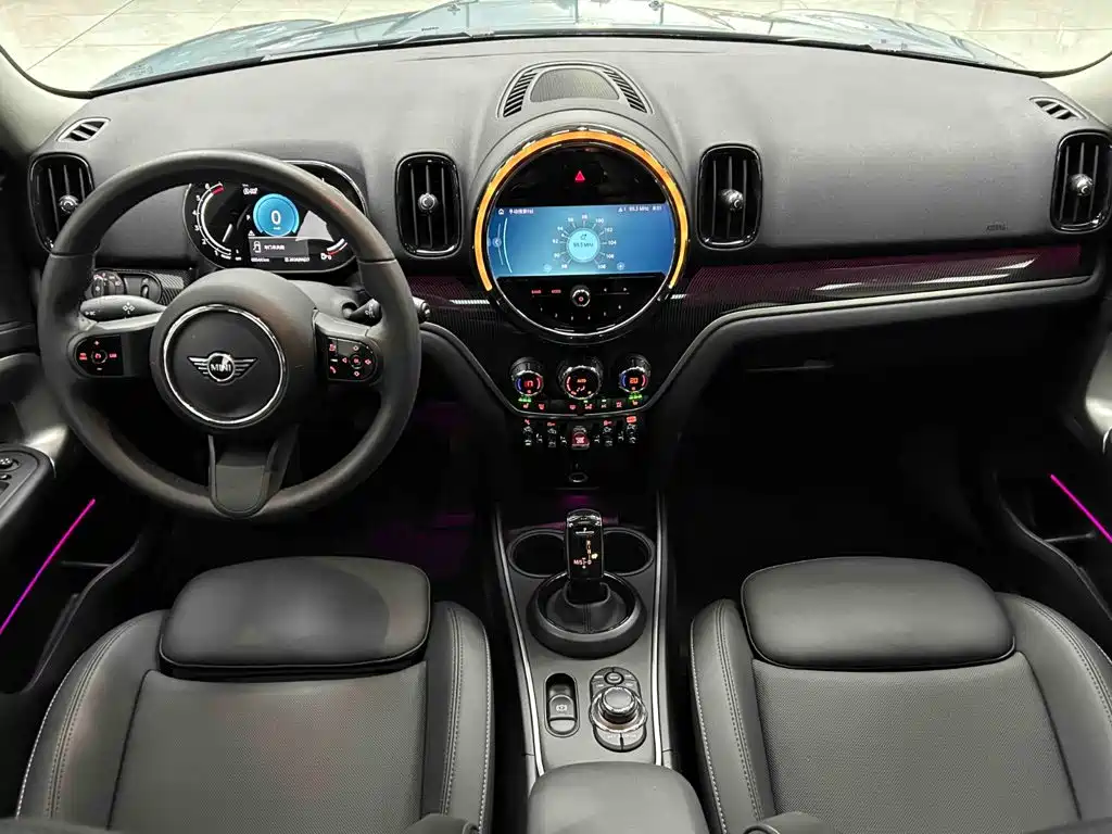 2024 MINI COUNTRYMAN