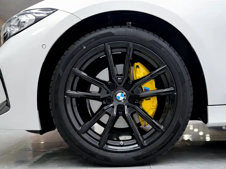 BMW 3 Series 2024 325Li M Sport Package фото 5