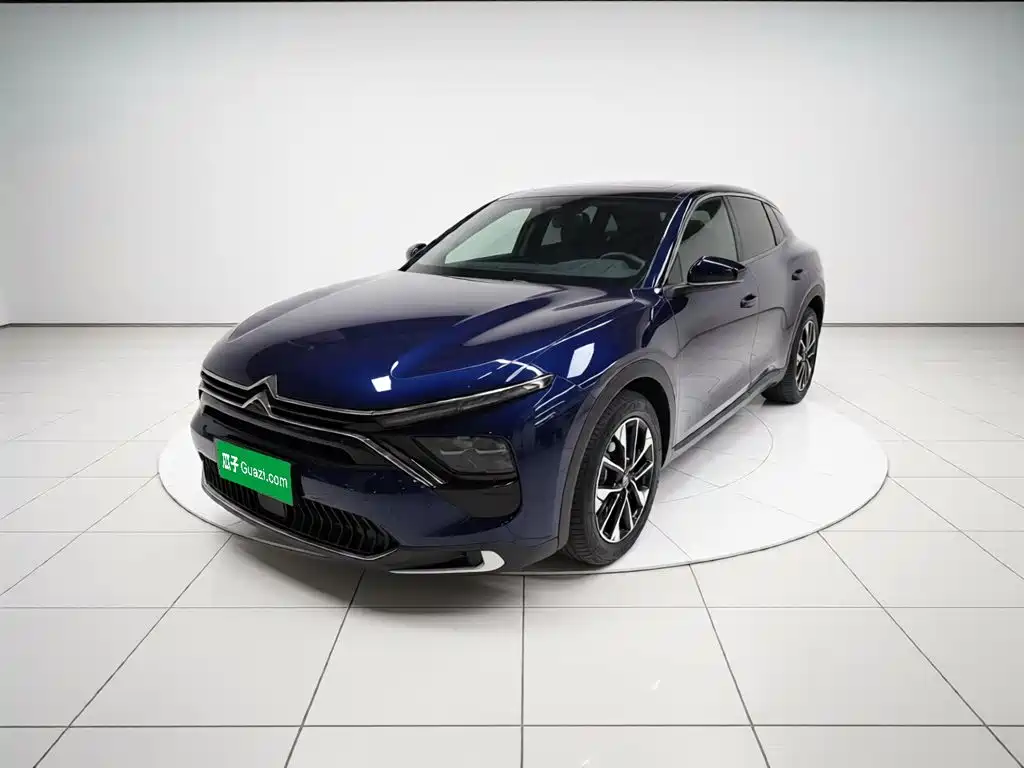 Citroën Versailles C5 X 2024 1.6T Momentum Extraordinary
