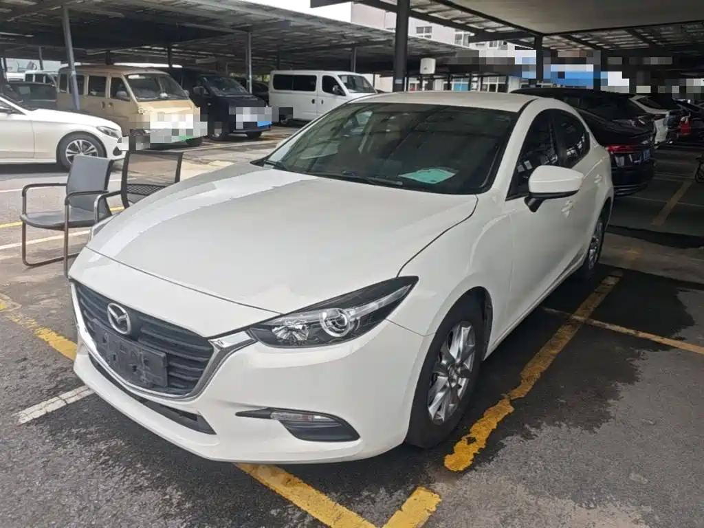 Фото 2 - Mazda Mazda 3