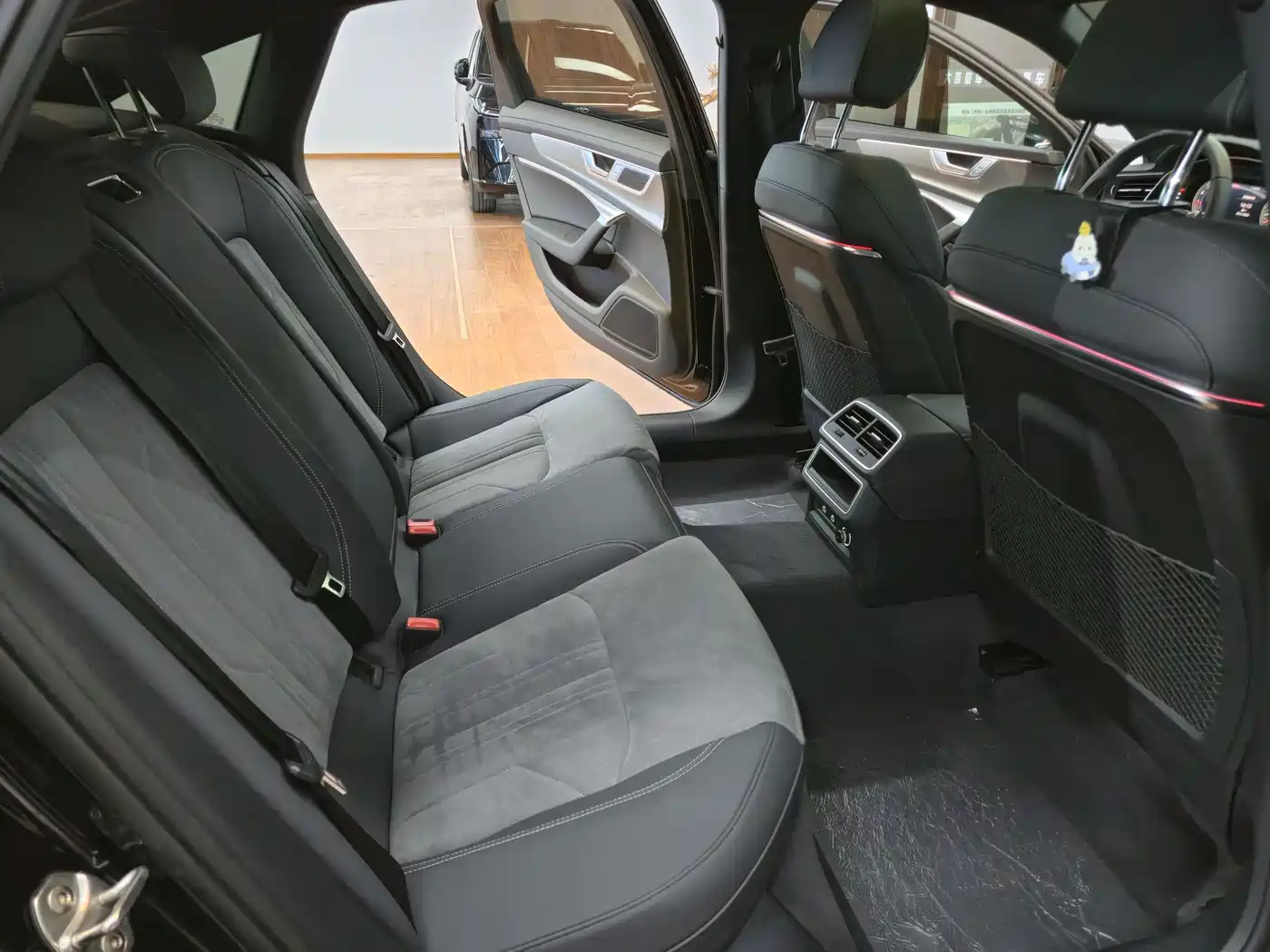Audi A6L 2024 40 TFSI Luxury Dynamic фото 13