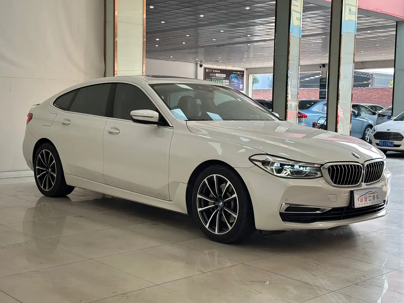 BMW 6 Series GT 2020 630i Luxury Design Package фото 3