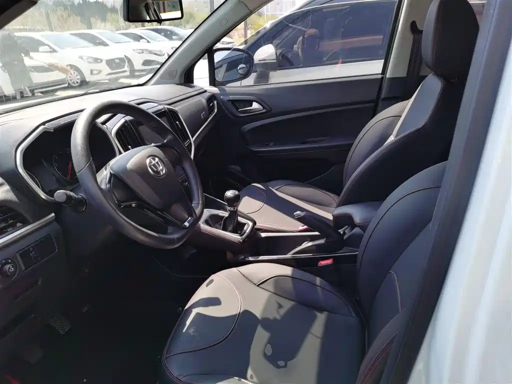 Zhonghua V3 2019 2017 1.5L Manual Comfort