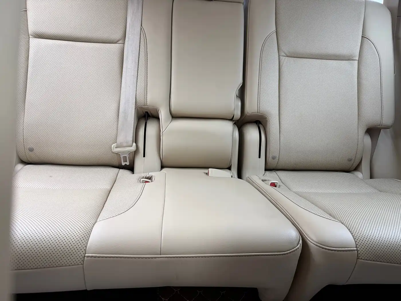 Photo 5 - Toyota Highlander
