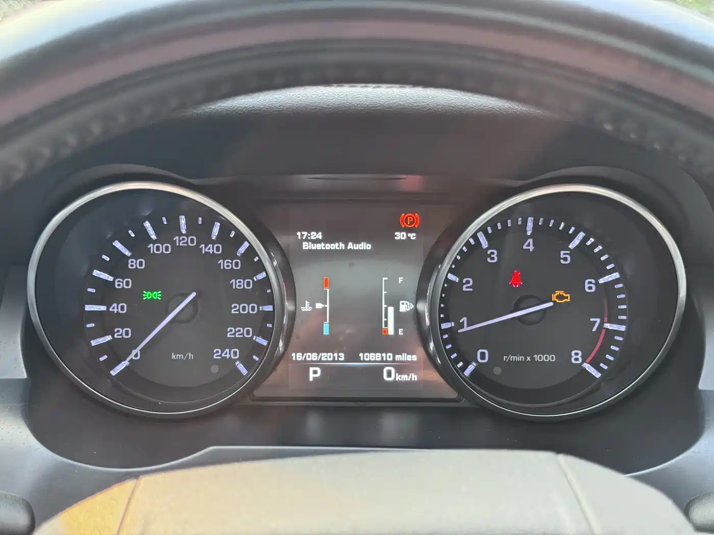 Land Rover Range Rover Evoque 2015 2.0T 5-Door Intelligent Edition фото 11