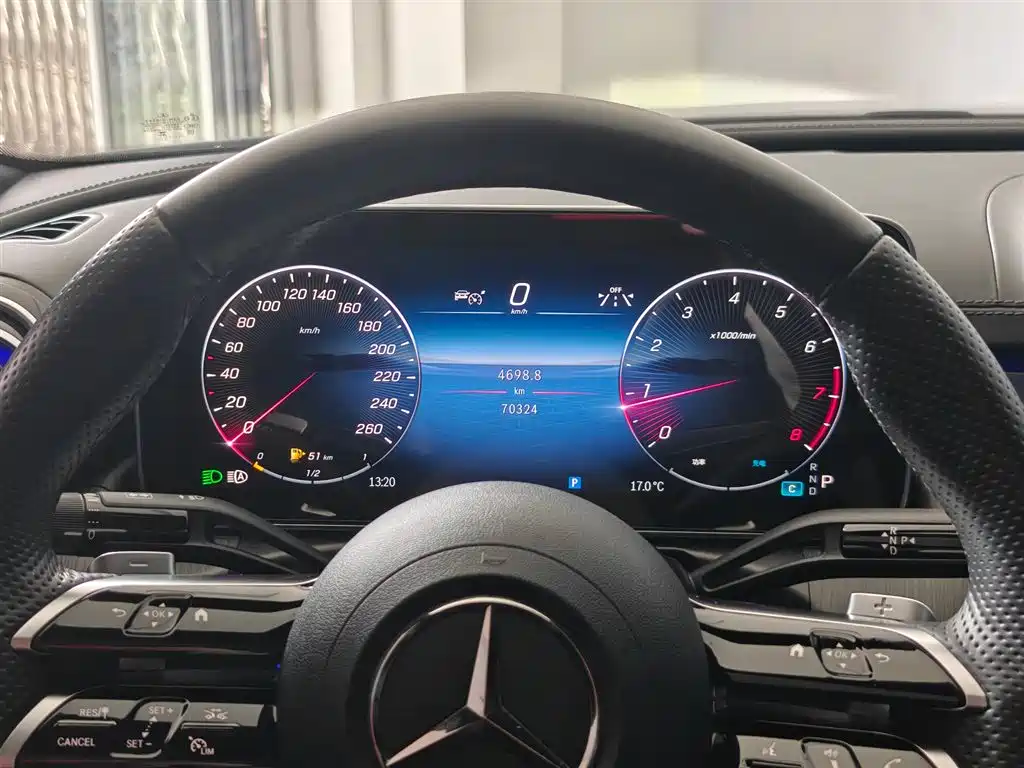 MERCEDES-BENZ C CLASS