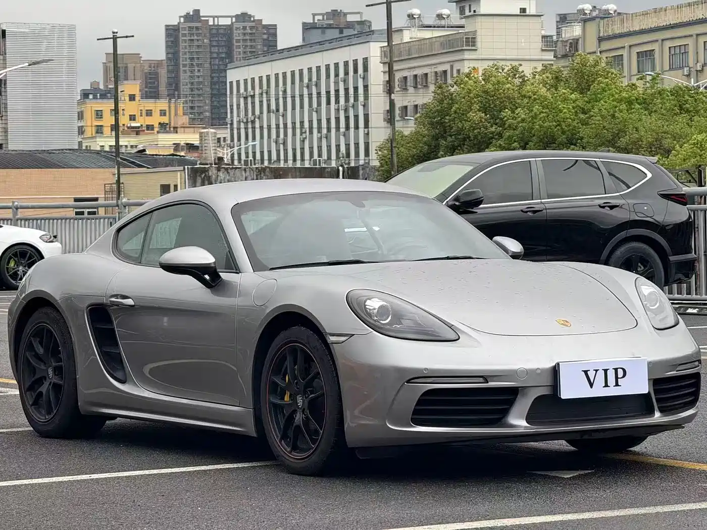 Porsche 718 2018 Cayman 2.0T фото 3