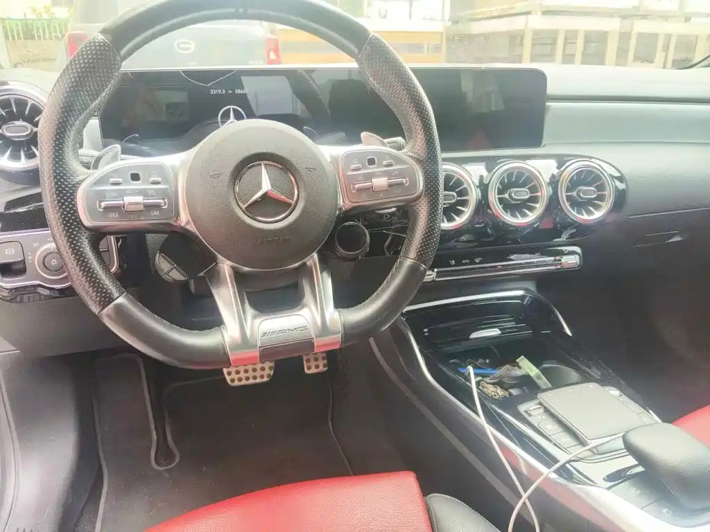 Mercedes-Benz CLA, миниатюра 11