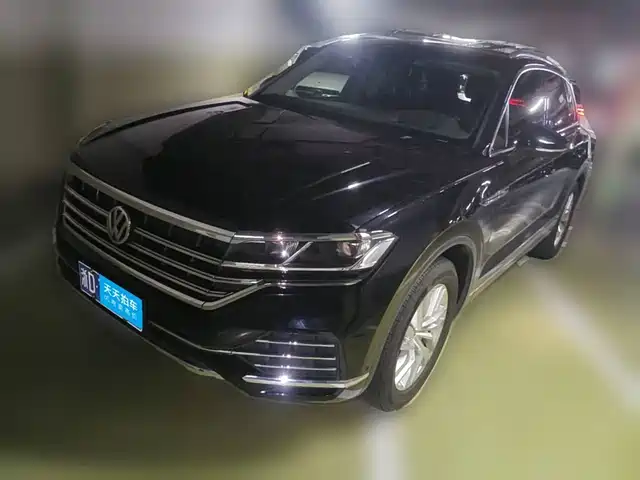 Volkswagen Touareg 2019 2.0TSI Sharp Wing Edition China VI — фото 1