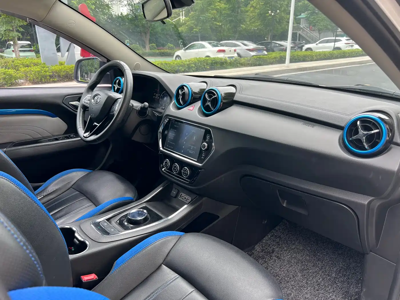 Soueast DX3 New Energy 2019 2018 EV400 Flagship Edition