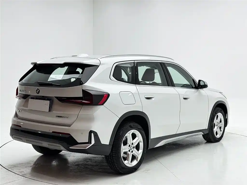 BMW X1 2023 sDrive20Li X Design Package фото 6