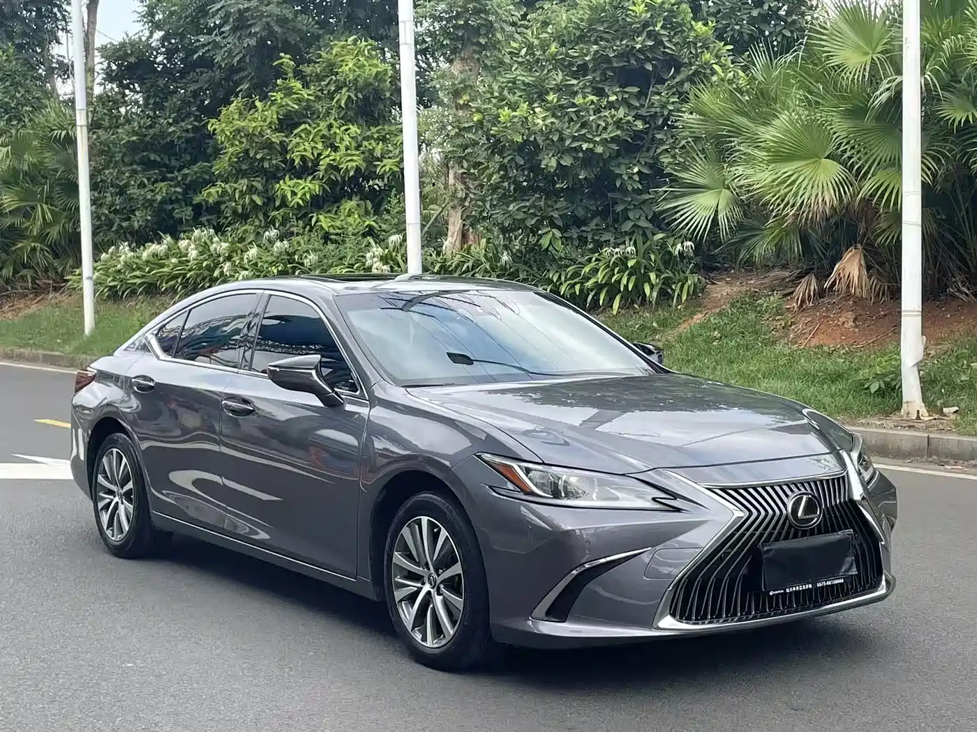 Lexus ES 2021 200 Excellence Edition фото 3