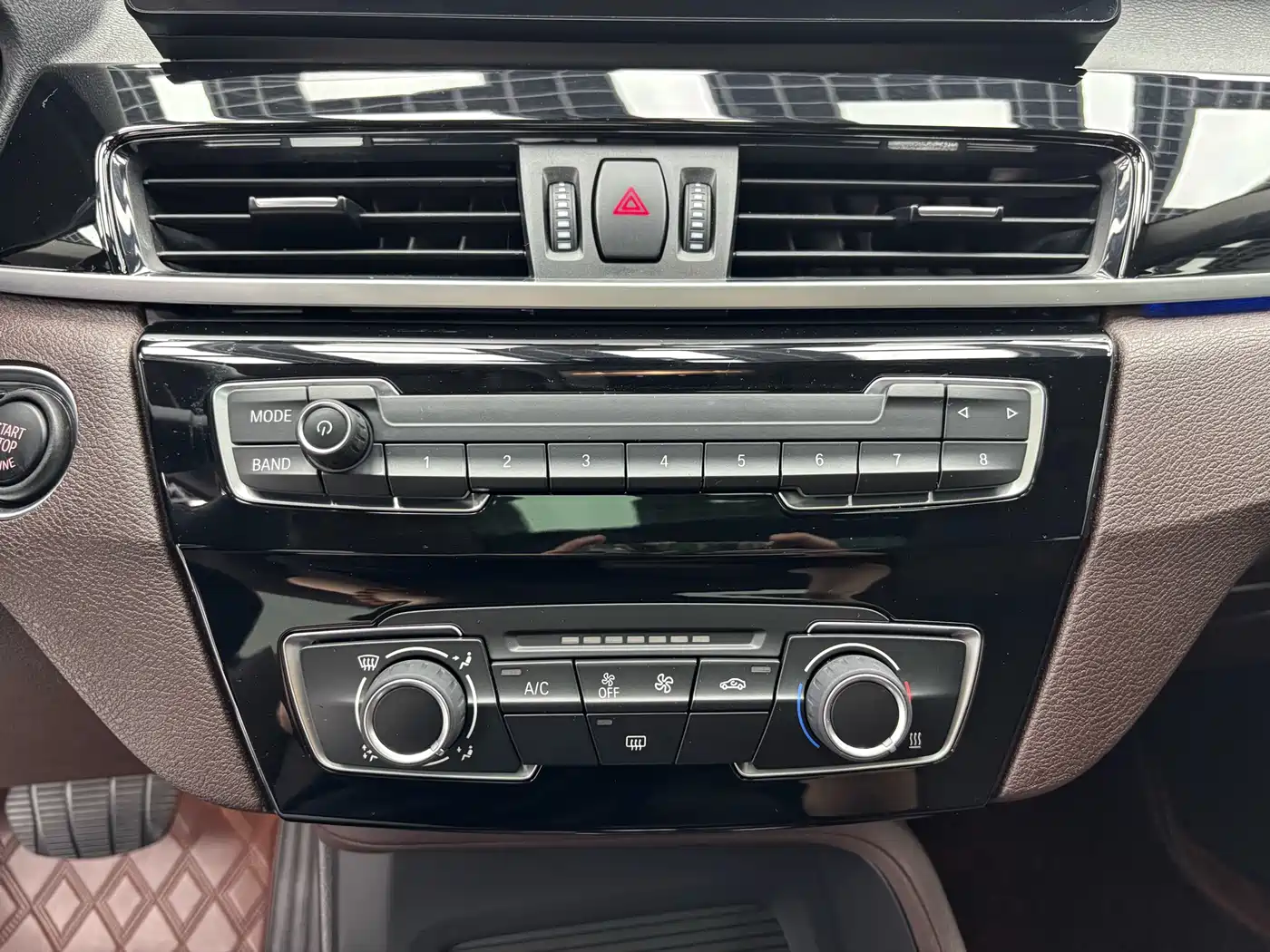 BMW X1 2022 sDrive20Li Fashion фото 11