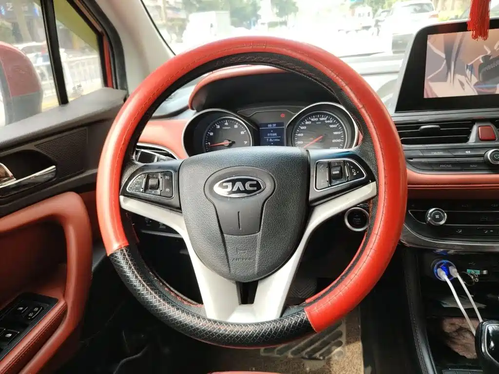 JAC Motors Refine S3 2017 2017 1.6L CVT Smart Connect