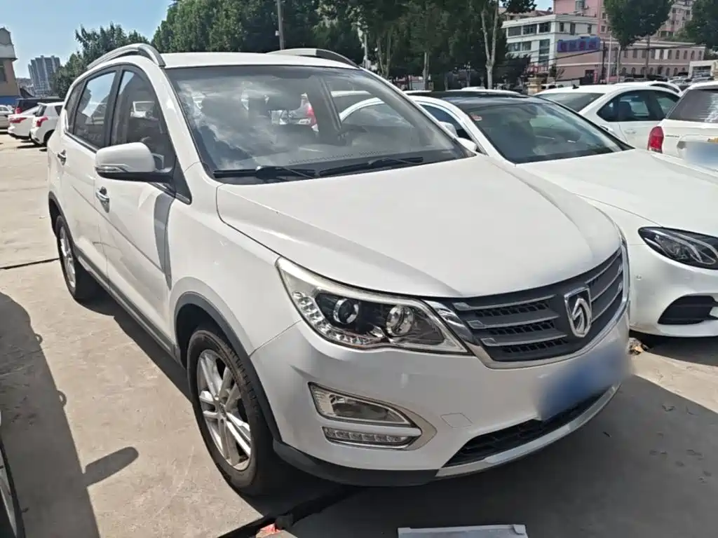 Baojun 560 2017 2016 1.8L iAMT Elite