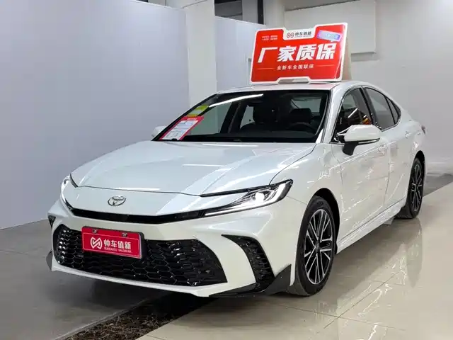 TOYOTA CAMRY 2026