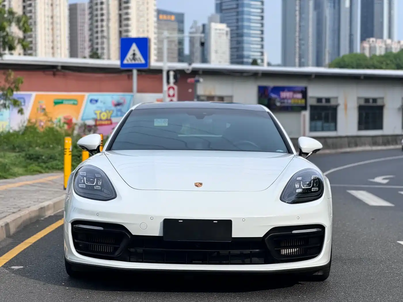 Porsche Panamera 2022 Panamera 4 Executive Long Wheelbase 2.9T фото 2