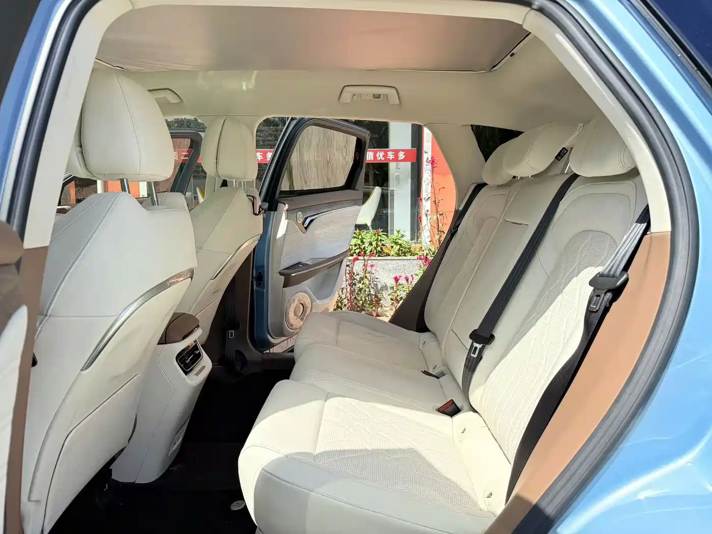 Voyah Auto VOYAH FREE 2022 2021 AWD Standard Range Extender Exclusive Luxury Package