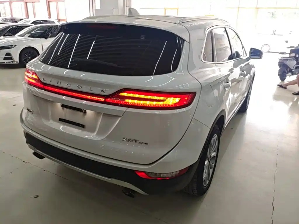 Lincoln MKC 2018 2017 2.0T 4WD Elegance Edition