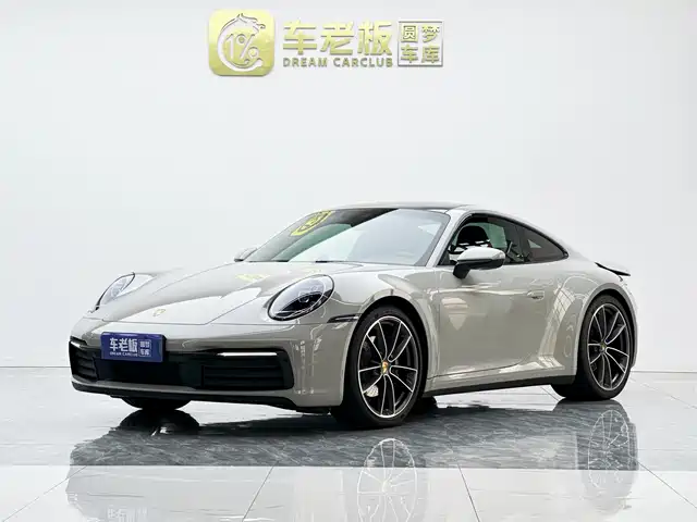 Porsche 911 2023 Carrera 3.0T