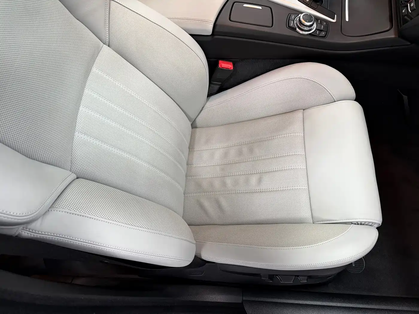 BMW M5 2012 2012 M5