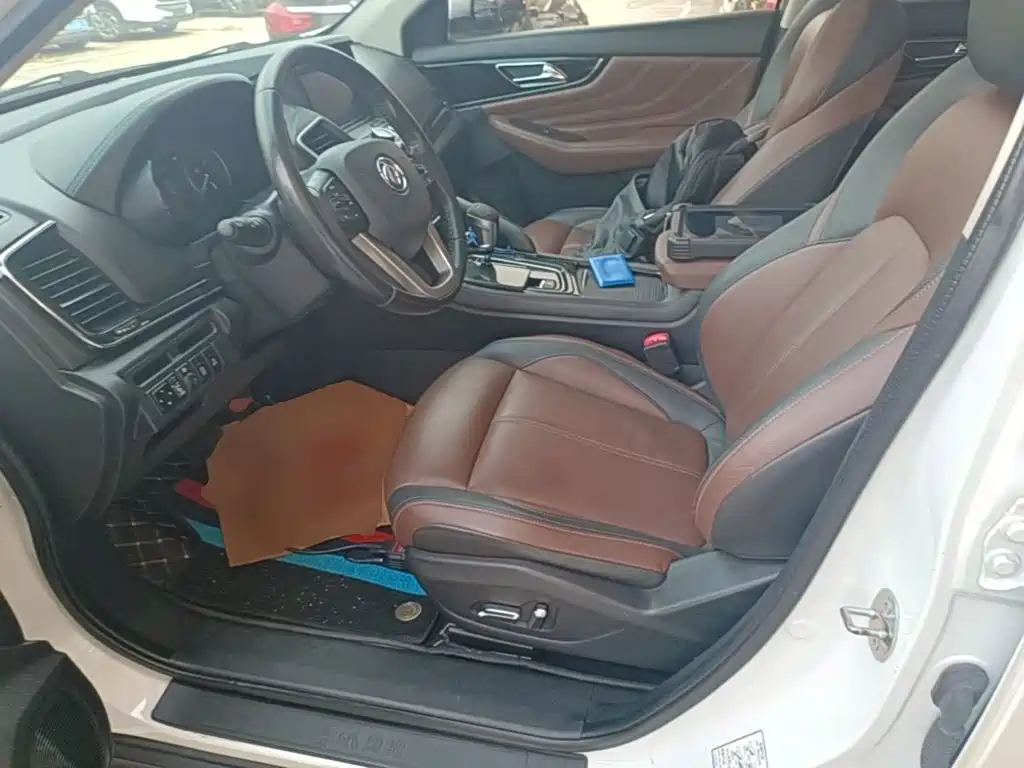 Dongfeng Aeolus Dongfeng Fengshen AX7 2018 2018 Classic 1.6T Auto Luxury