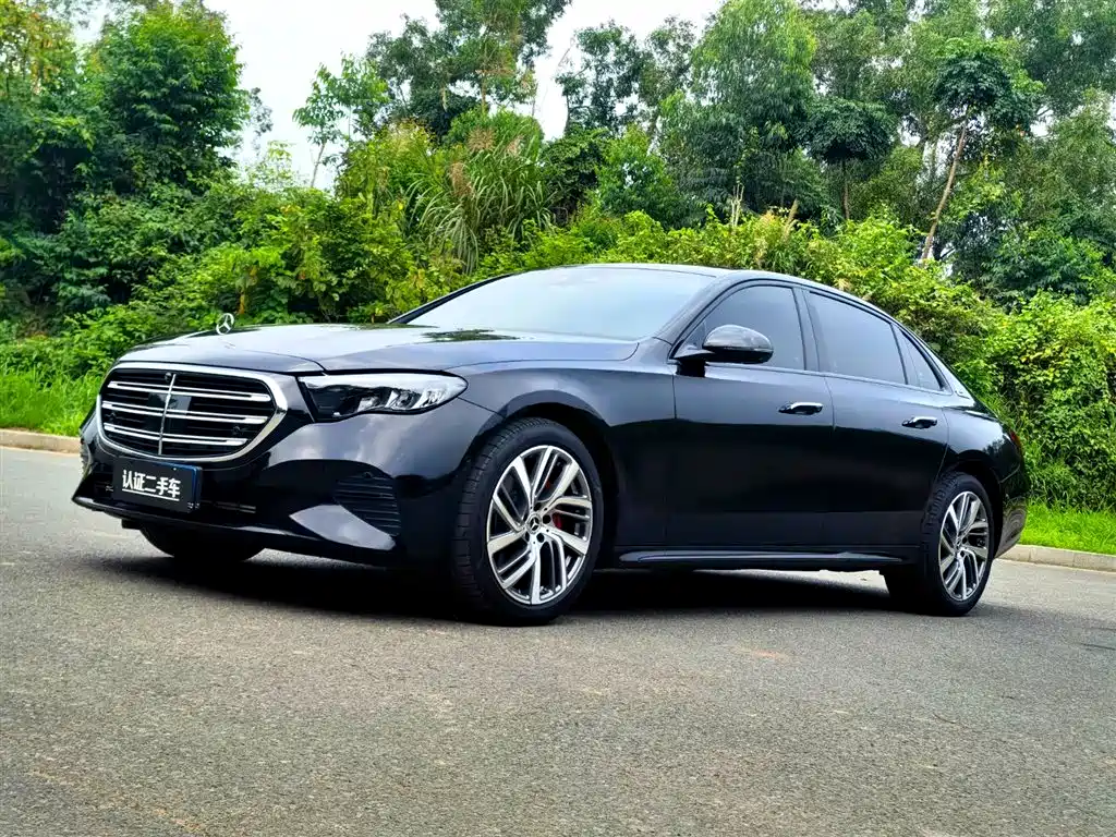 Mercedes-Benz E-Class 2024 E 300 L Fashion