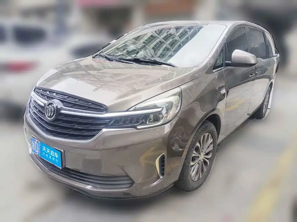 Фото 1 - Buick GL8