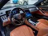 Photo 8 - Mercedes-Benz S-Class