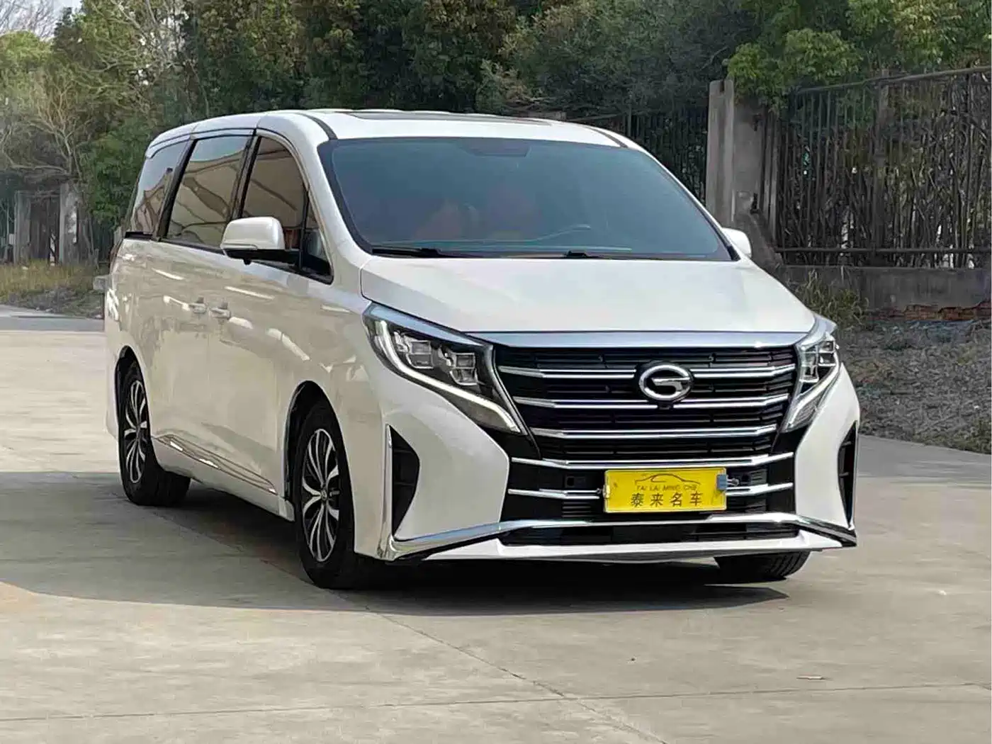 GAC TRUMPCHI M8