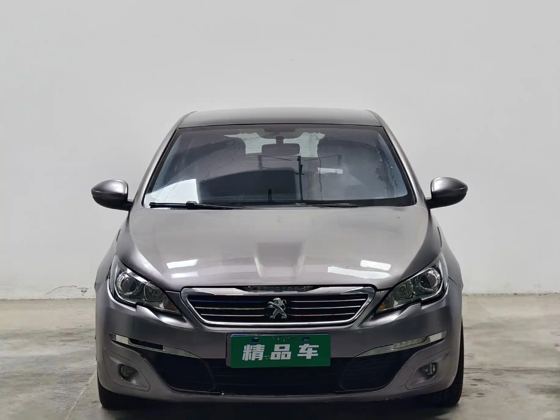 Photo 2 - Peugeot 308S