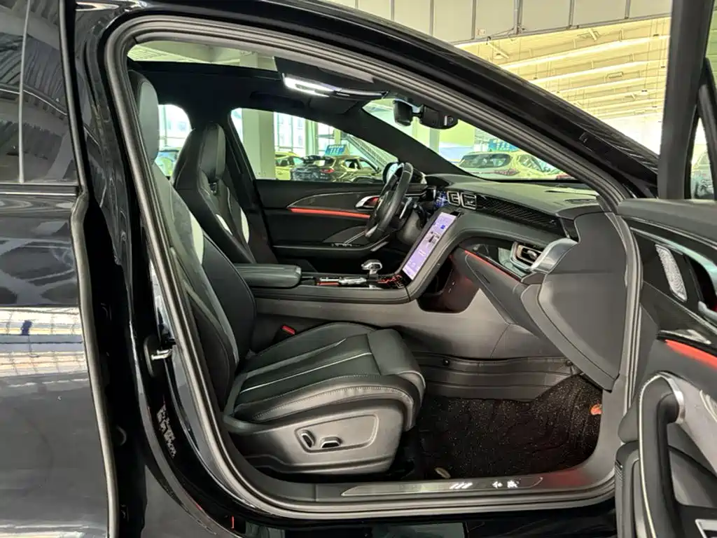 Hongqi H6 2023 2023 2.0T Premium Edition