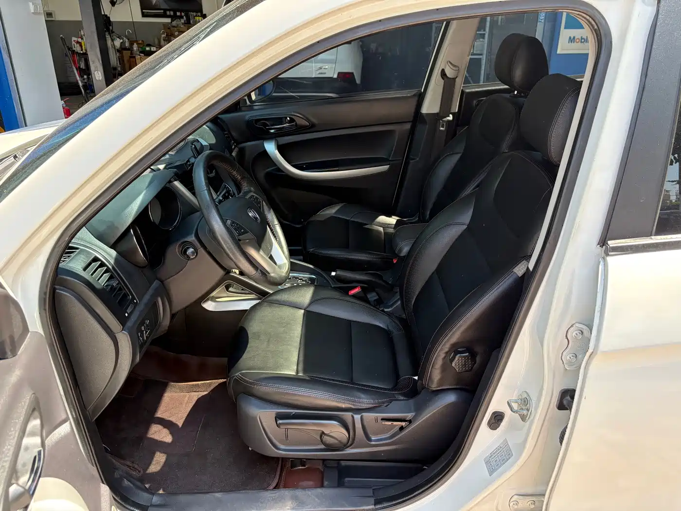 Changan CS35 2015 2014 1.6L Automatic Luxury Type China IV