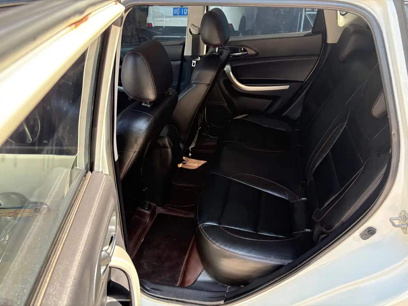 Changan CS35 2015 2014 1.6L Automatic Luxury Type China IV