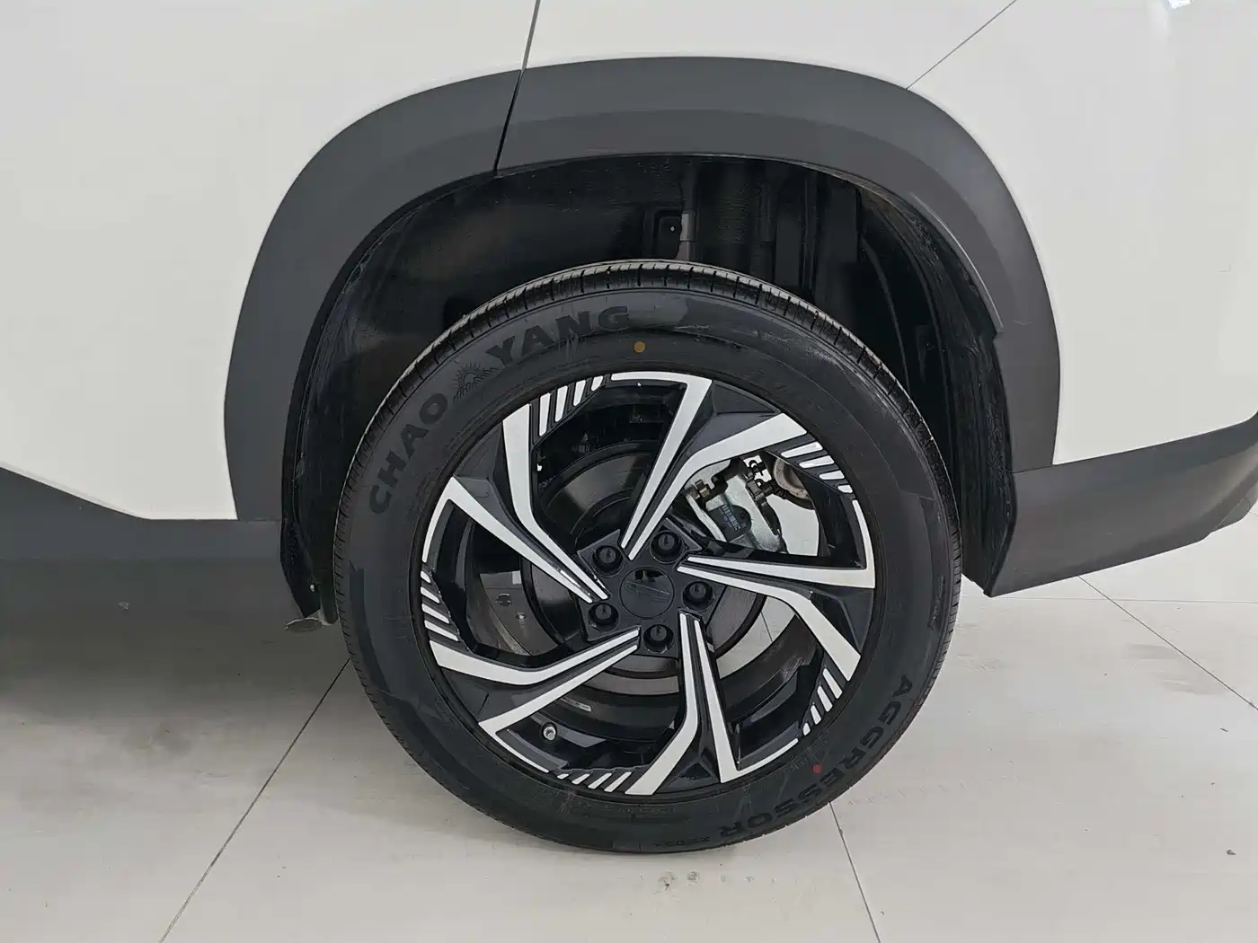 GEELY AUTOMOBILE BOYUE