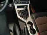 Фото 14 - Geely Vision