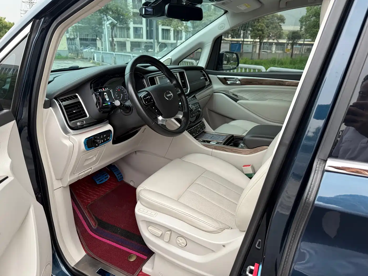 GAC Trumpchi Trumpchi M8 2018 320T Flagship Edition фото 11