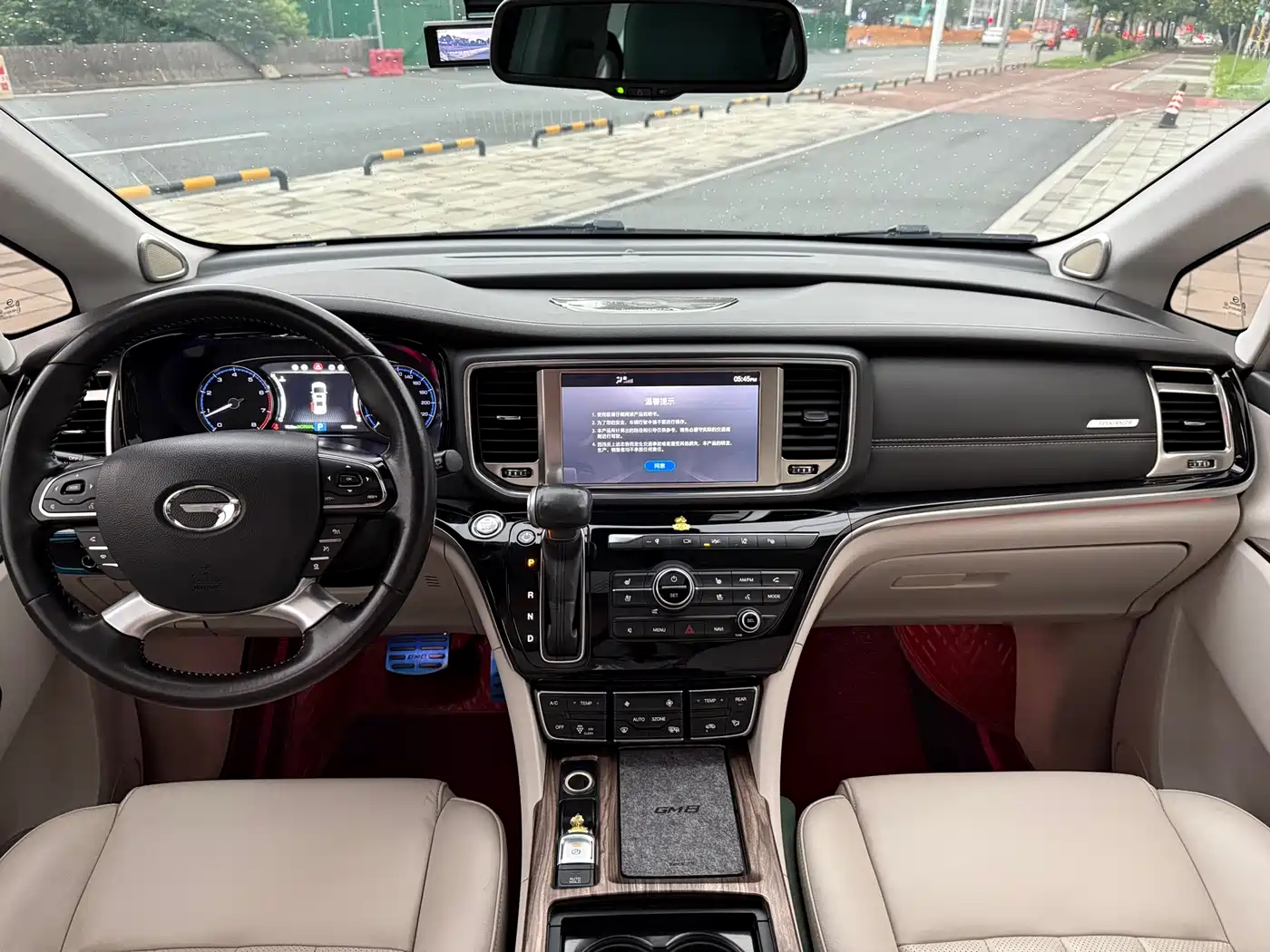 GAC Trumpchi Trumpchi M8 2018 320T Flagship Edition фото 19