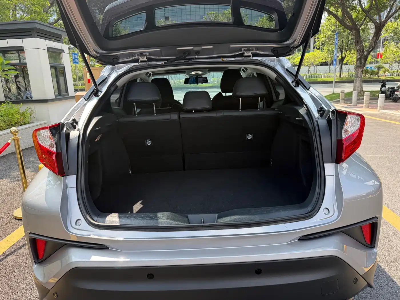 Toyota IZOA 2023 2023 2.0L Yi-CARE Edition
