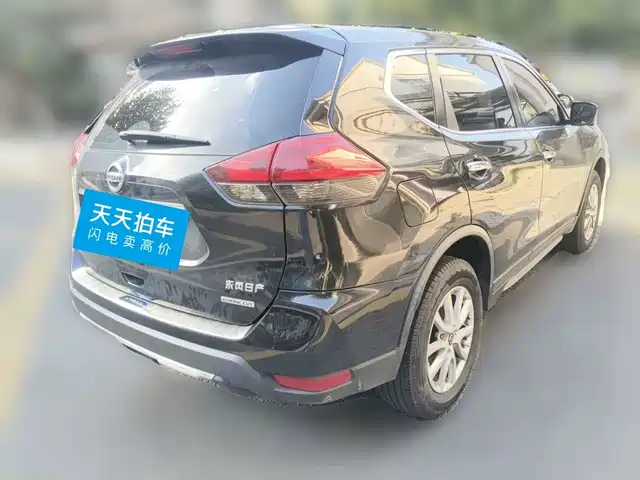 Nissan X-Trail 2019 2.0L CVT Smart Comfort 2WD — фото 2