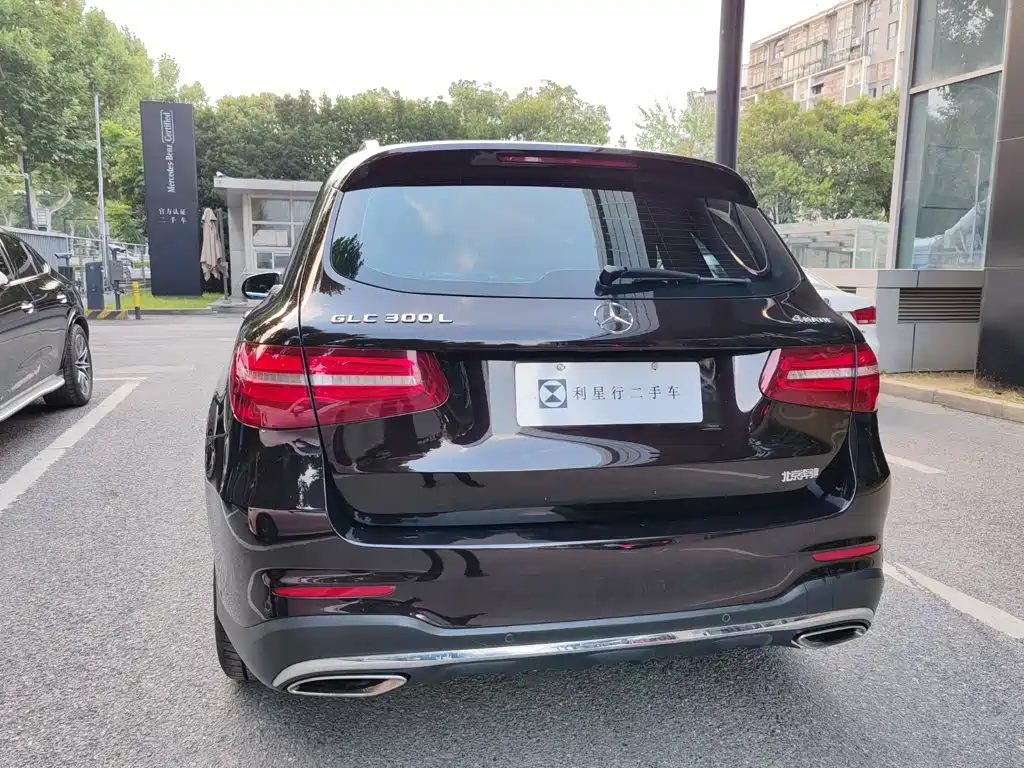 Фото 6 - Mercedes-Benz GLC