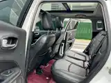 Фото 8 - Jeep Compass