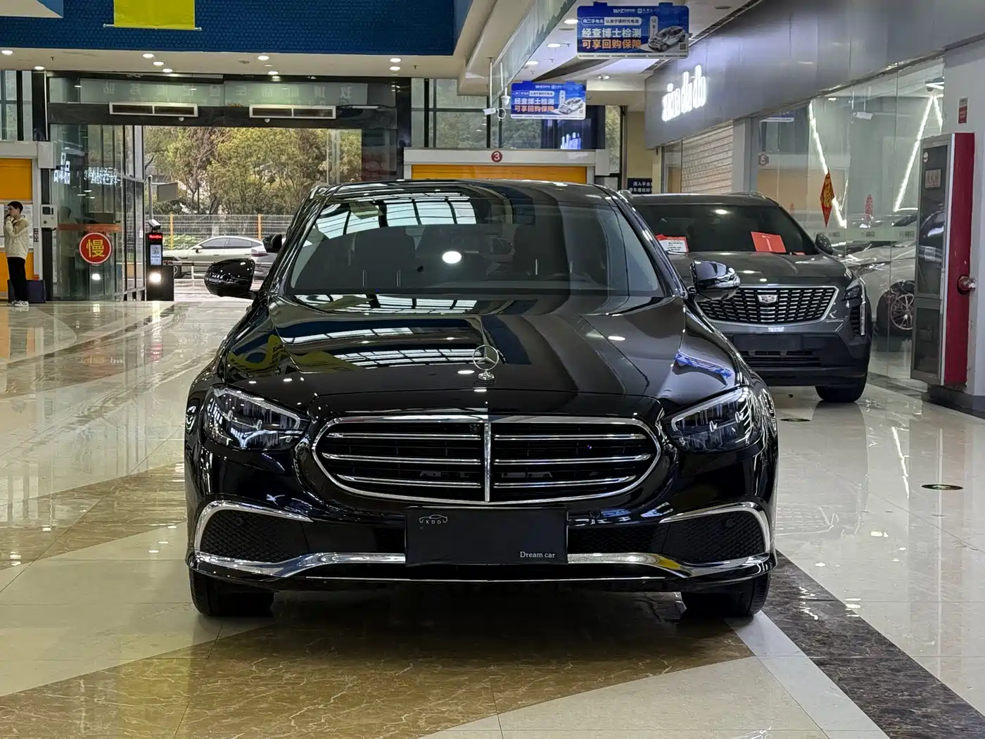 MERCEDES-BENZ E CLASS