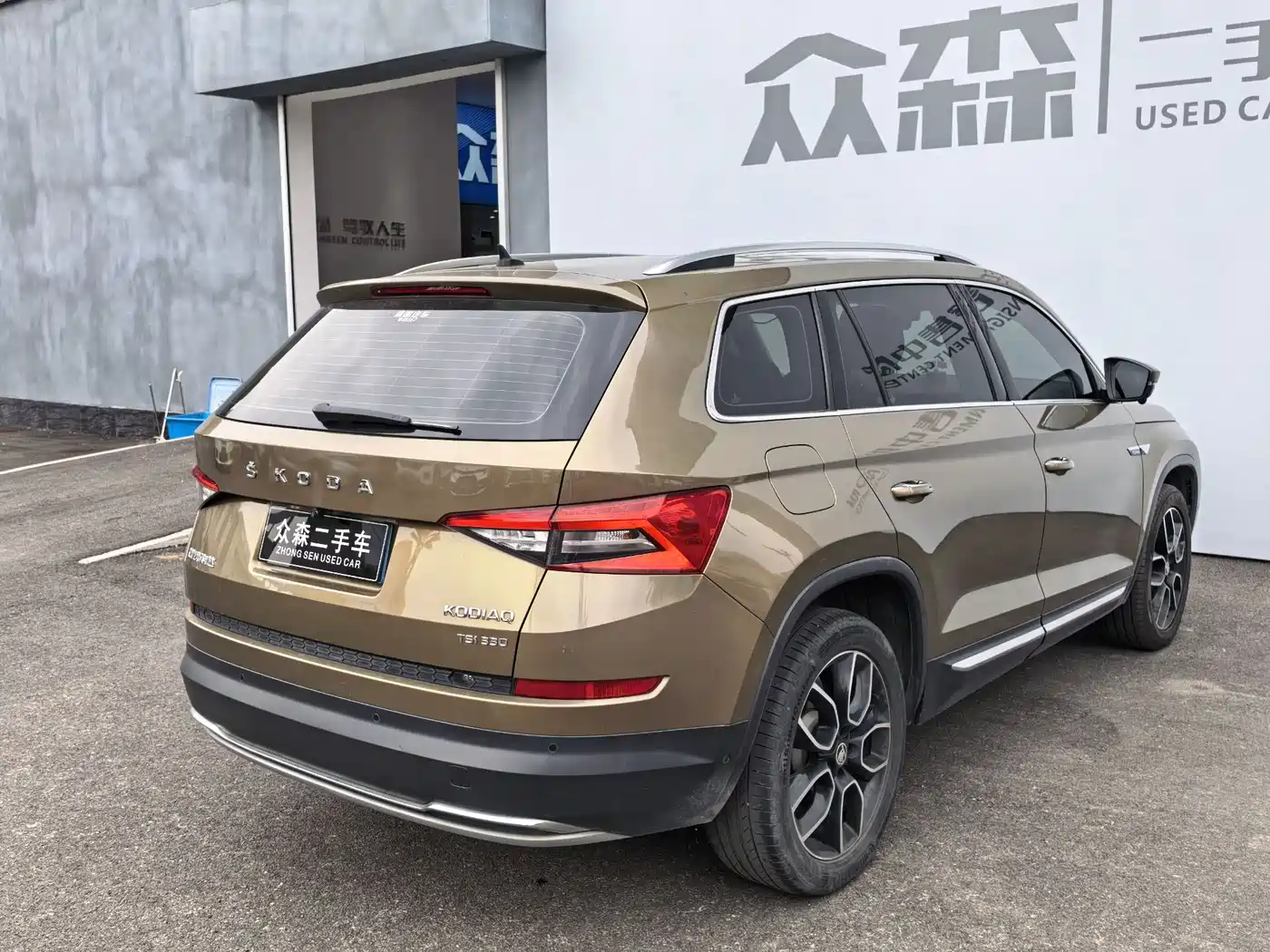 Škoda Kodiaq 2019 Facelift TSI330 7-Seater 2WD Luxury Premium Edition China VI фото 4